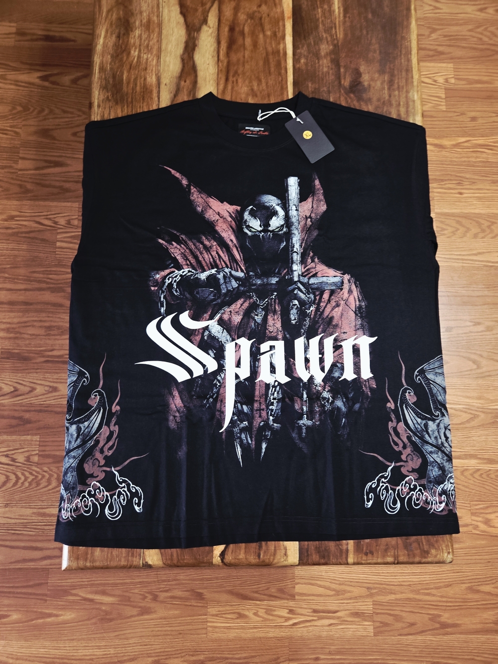 Deshire Men's 1 Of 500 "Spawn Vs. Batman" Short-sleeve Tee. Size X-Large